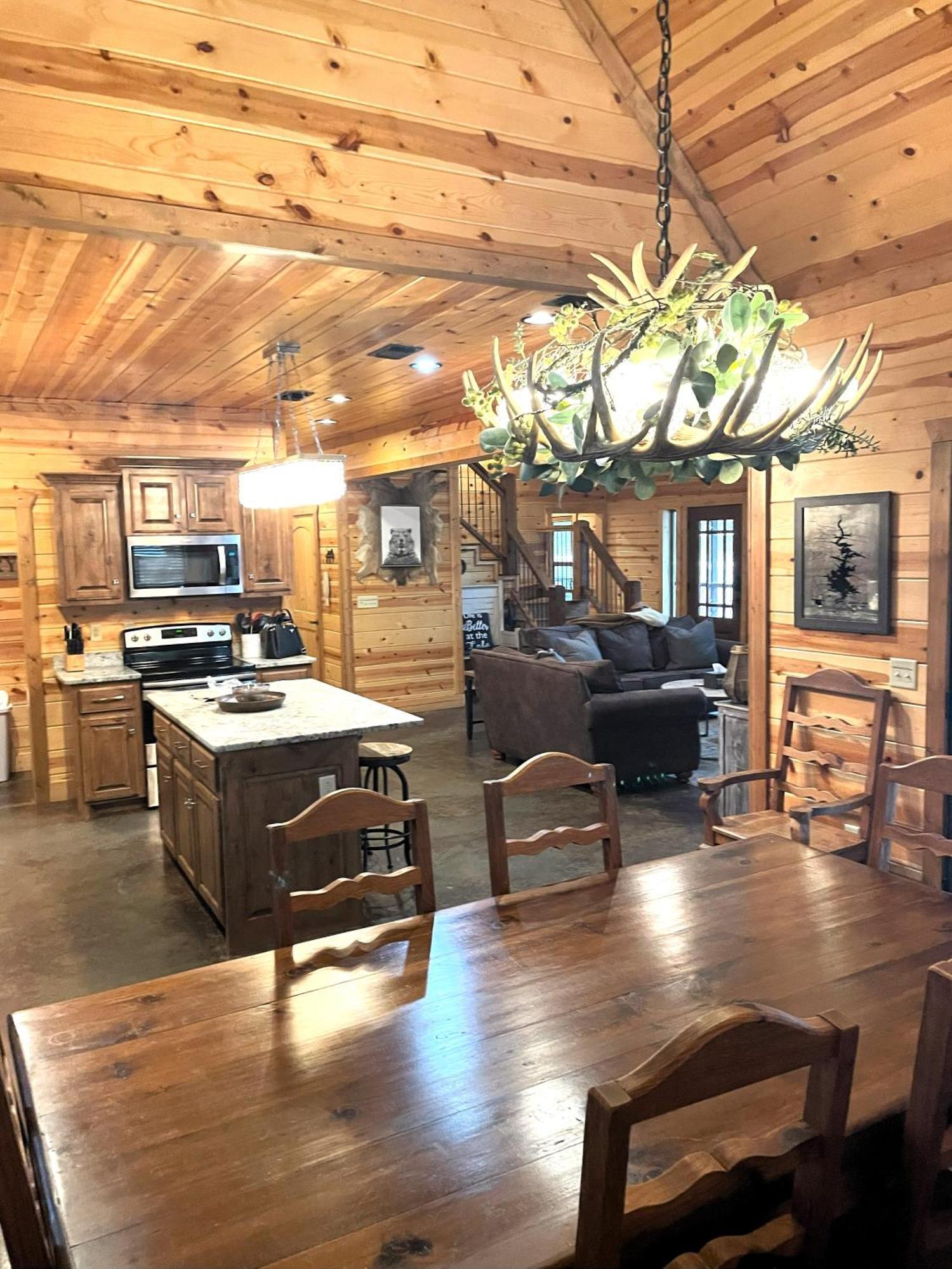 4Br/3Bth Family Cabin With A Hot Tub, Sleeps 14 Брокен-Боу Экстерьер фото